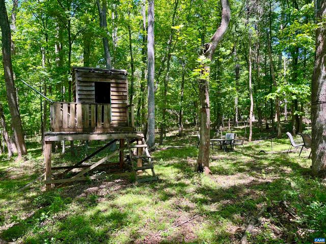 1300 WEST LEIGH DR, Charlottesville, VA 22901
