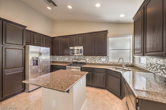 646 Ember Rock Avenue, Henderson, NV 89015