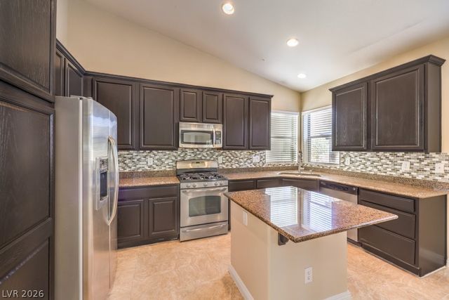 646 Ember Rock Avenue, Henderson, NV 89015