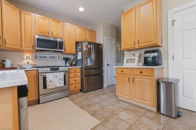 23546 Indian Town RD, Courtland, VA 23837