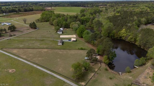 23546 Indian Town RD, Courtland, VA 23837