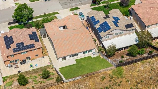 18039 Lapis, San Bernardino, CA 92407