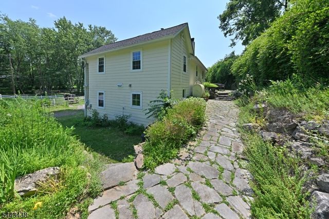 919 Wall St, Stillwater Twp., NJ 07860