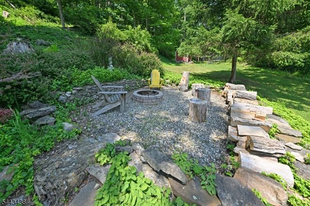 919 Wall St, Stillwater Twp., NJ 07860