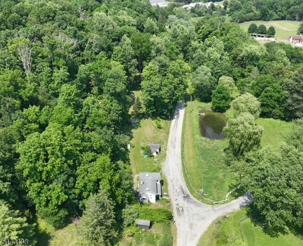 919 Wall St, Stillwater Twp., NJ 07860