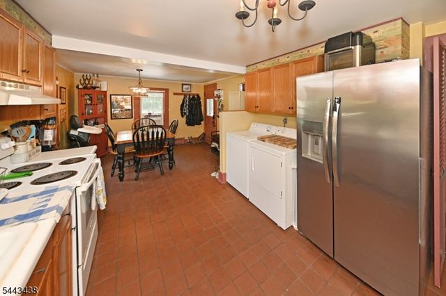 919 Wall St, Stillwater Twp., NJ 07860