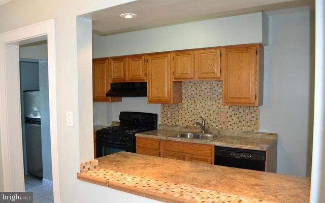 7034 DUNBAR RD, Dundalk, MD 21222