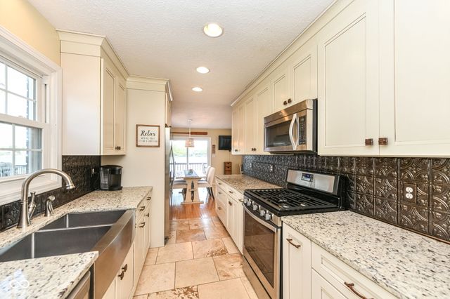 1420 Bayswater Lane, Cicero, IN 46034