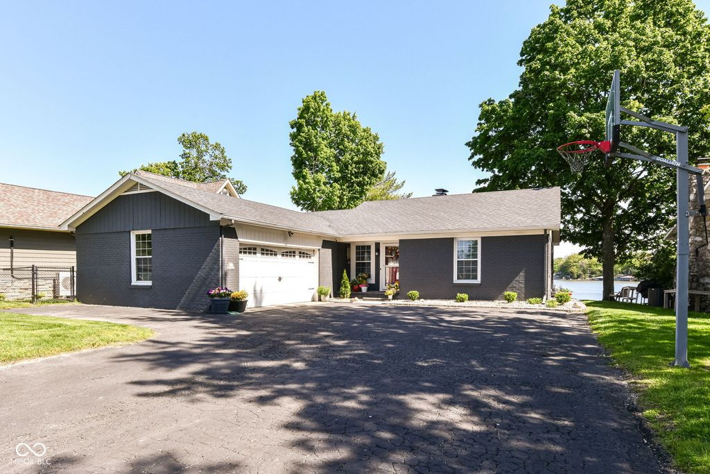 1420 Bayswater Lane, Cicero, IN 46034