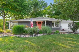1511 Ivygate Court, Crown Point, IN 46307