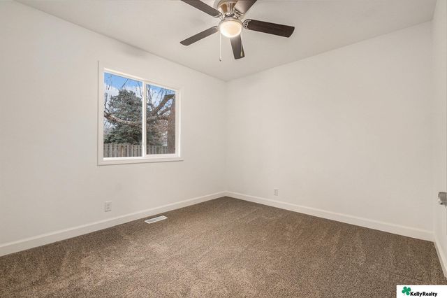 15241 R Street, Omaha, NE 68137