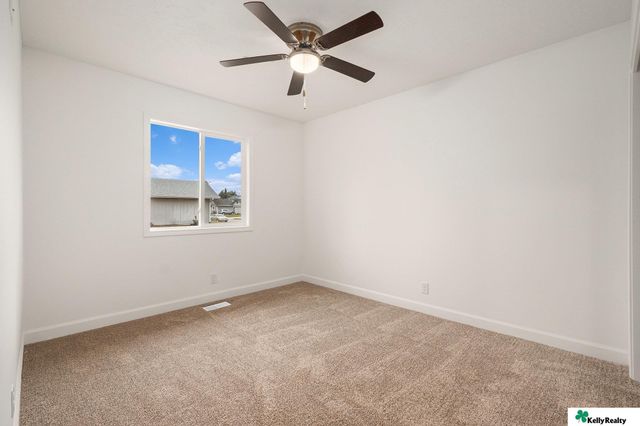 15241 R Street, Omaha, NE 68137