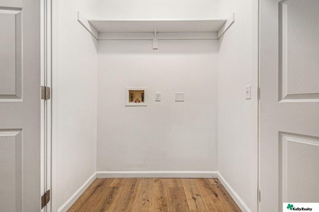 15241 R Street, Omaha, NE 68137