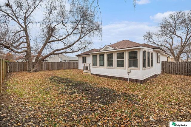 15241 R Street, Omaha, NE 68137