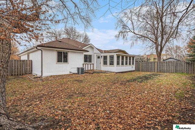 15241 R Street, Omaha, NE 68137