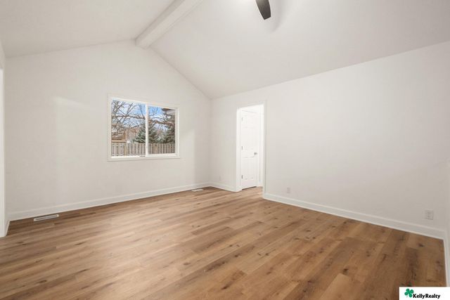 15241 R Street, Omaha, NE 68137