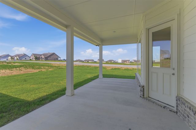 104 Snowy Owl Trail, New Fairview, TX 76078