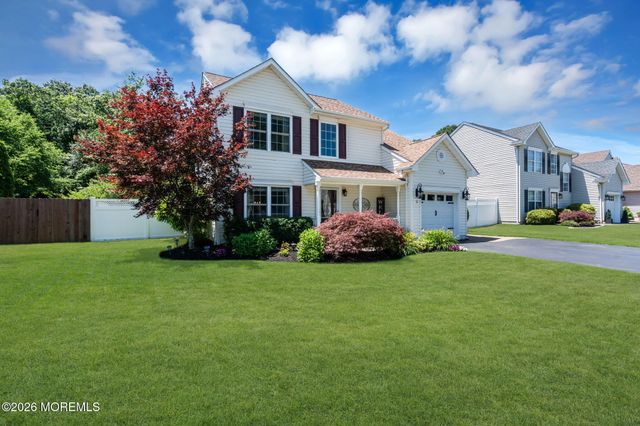 52 N Sailors Quay Drive, Brick, NJ 08723