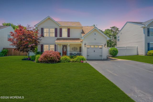 52 N Sailors Quay Drive, Brick, NJ 08723