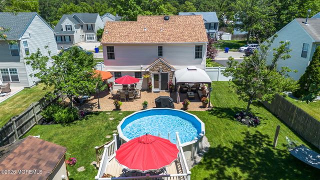 52 N Sailors Quay Drive, Brick, NJ 08723
