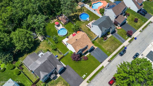 52 N Sailors Quay Drive, Brick, NJ 08723