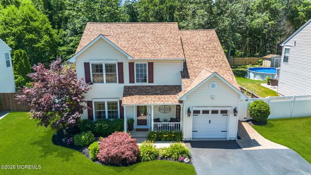 52 N Sailors Quay Drive, Brick, NJ 08723