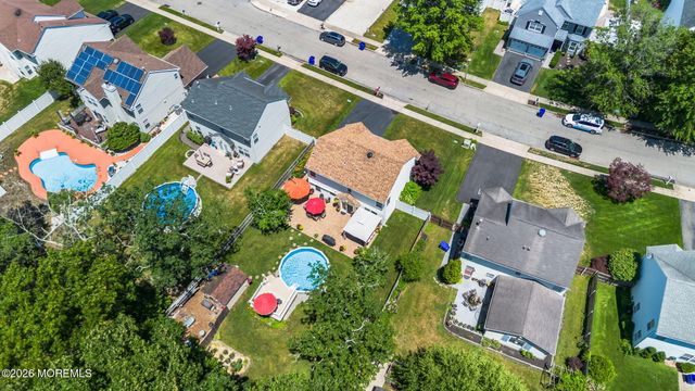 52 N Sailors Quay Drive, Brick, NJ 08723