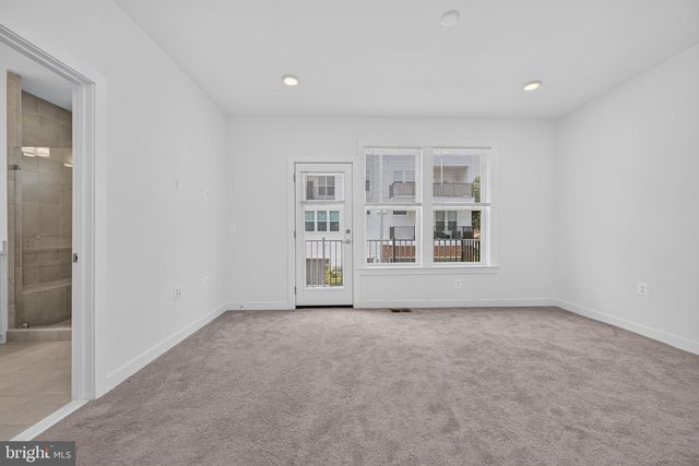 16184 FREDERICK RD, Rockville, MD 20850