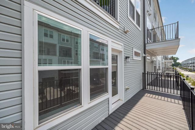 16184 FREDERICK RD, Rockville, MD 20850