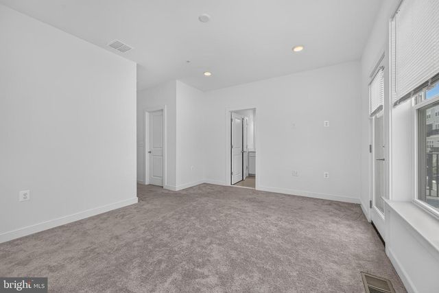 16184 FREDERICK RD, Rockville, MD 20850