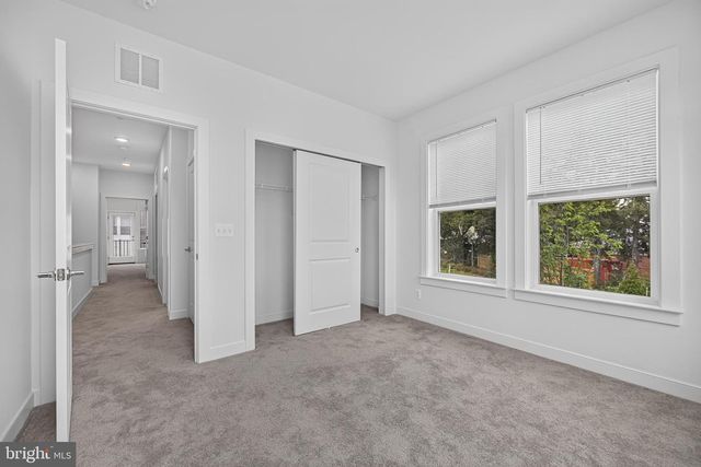 16184 FREDERICK RD, Rockville, MD 20850