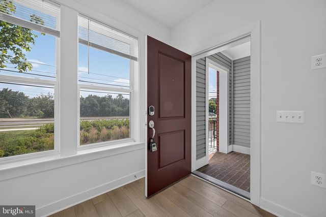 16184 FREDERICK RD, Rockville, MD 20850