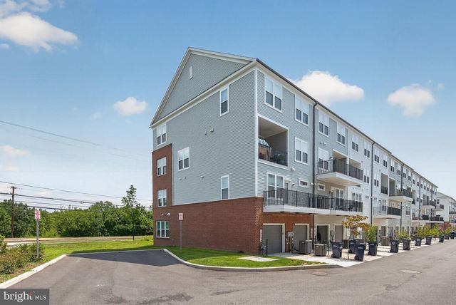 16184 FREDERICK RD, Rockville, MD 20850