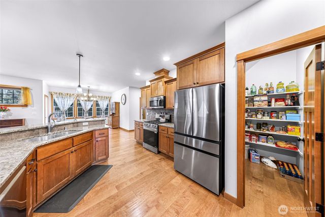 879 Bentgrass Way, Lynden, WA 98264