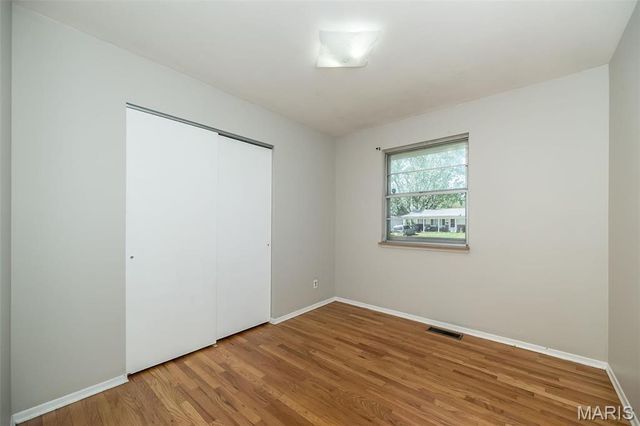 525 Angelus Drive, Florissant, MO 63031