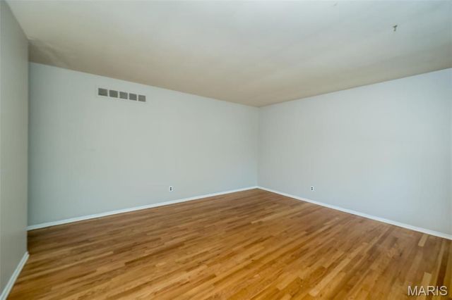 525 Angelus Drive, Florissant, MO 63031