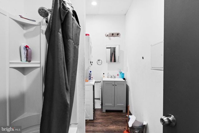 3851 N BROAD ST, Philadelphia, PA 19140