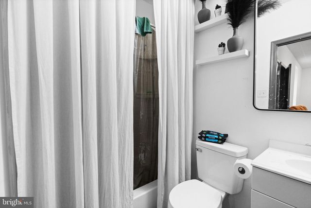 3851 N BROAD ST, Philadelphia, PA 19140