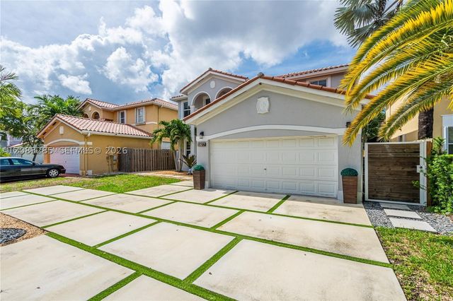 15877 SW 61st Way, Miami, FL 33193