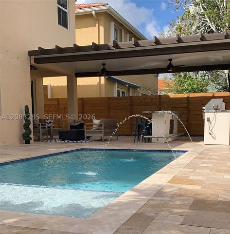 15877 SW 61st Way, Miami, FL 33193