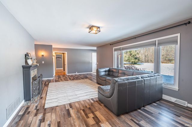 1755 W Farview Drive, Peru, IN 46970