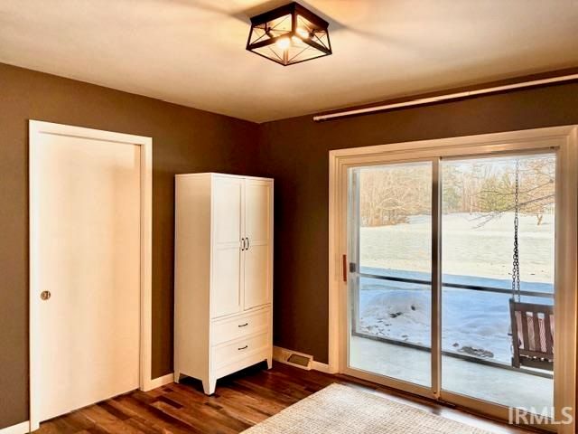 1755 W Farview Drive, Peru, IN 46970