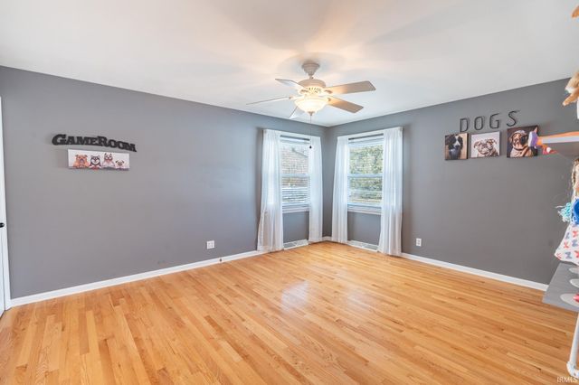 1755 W Farview Drive, Peru, IN 46970