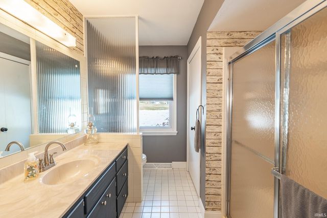 1755 W Farview Drive, Peru, IN 46970