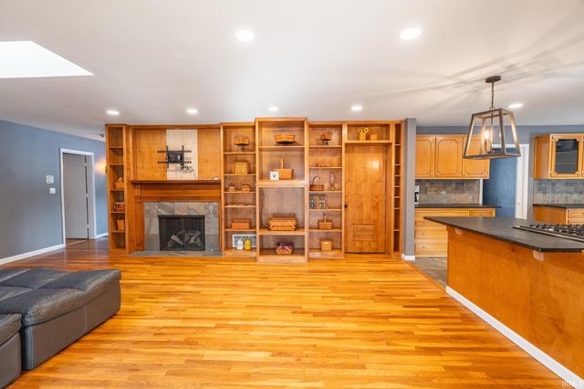 1755 W Farview Drive, Peru, IN 46970