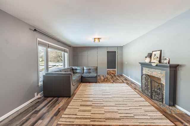 1755 W Farview Drive, Peru, IN 46970