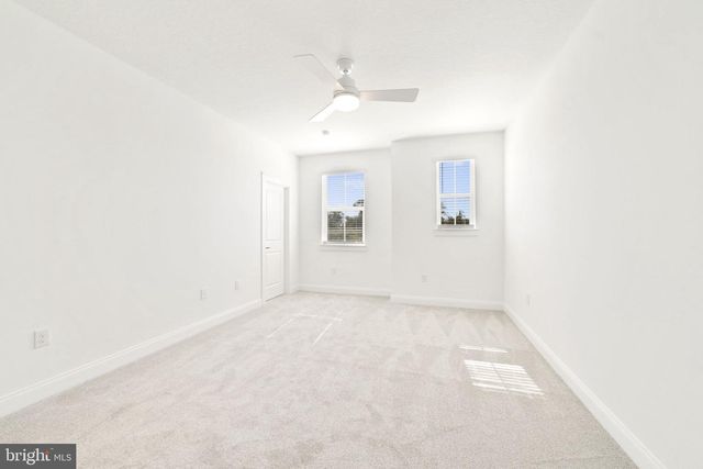 12150 GORE MEADOW DR, Nokesville, VA 20181