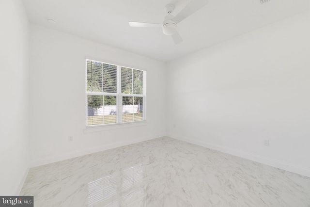 12150 GORE MEADOW DR, Nokesville, VA 20181
