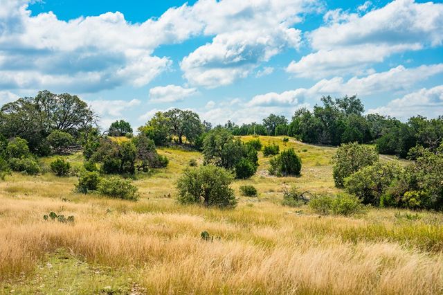 12995 Hackberry Rd, Rocksprings, TX 78880