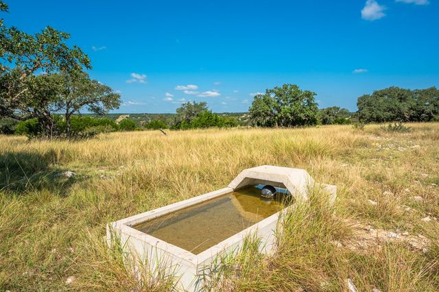 12995 Hackberry Rd, Rocksprings, TX 78880